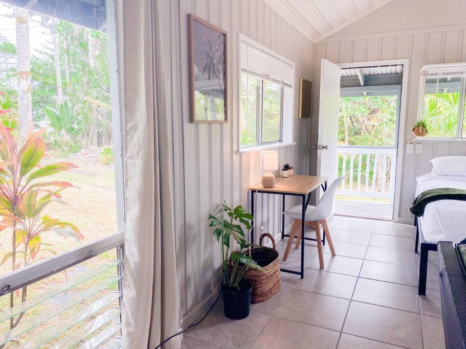 Monstera Bungalow, Spacious, King Bed, Big Kitchen Keaau Exterior foto